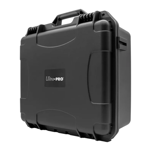 Ultra Pro Graded Card Case – schwarzes IP67-Schutzcase für bis zu 100 gegradete Karten mit Trackingfach und Seriennummer.