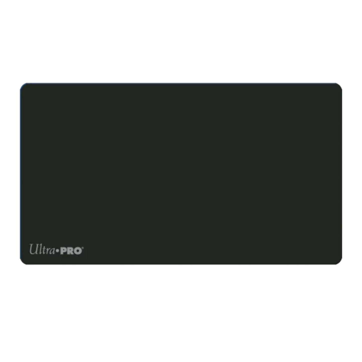 Ultra Pro Solid Jet Black Playmat – schwarze Spielmatte 60×34 cm mit Stoffoberfläche & rutschfester Gummirückseite.